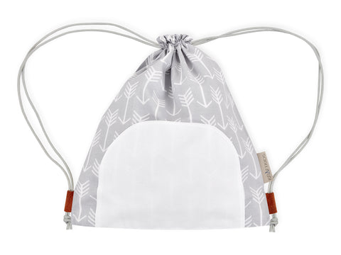 Turnbeutel weiße Pfeile auf Grau